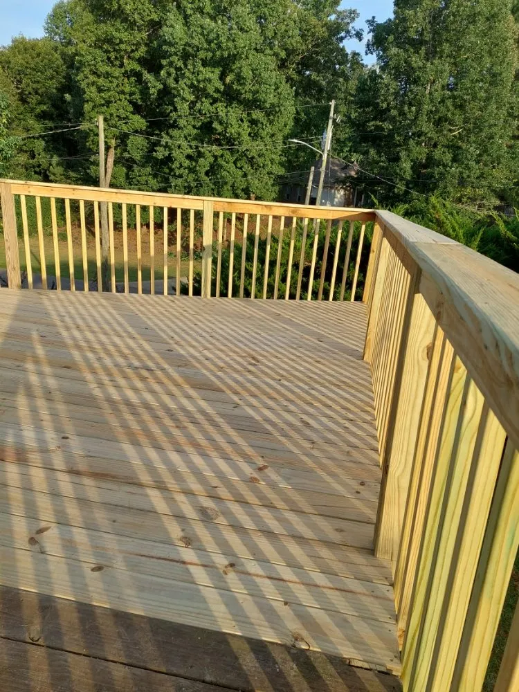 Slide of Solis Construction