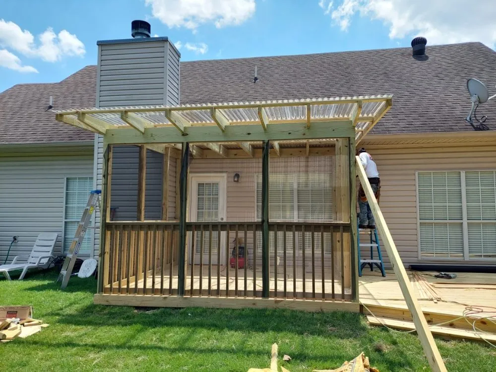 Slide of Solis Construction