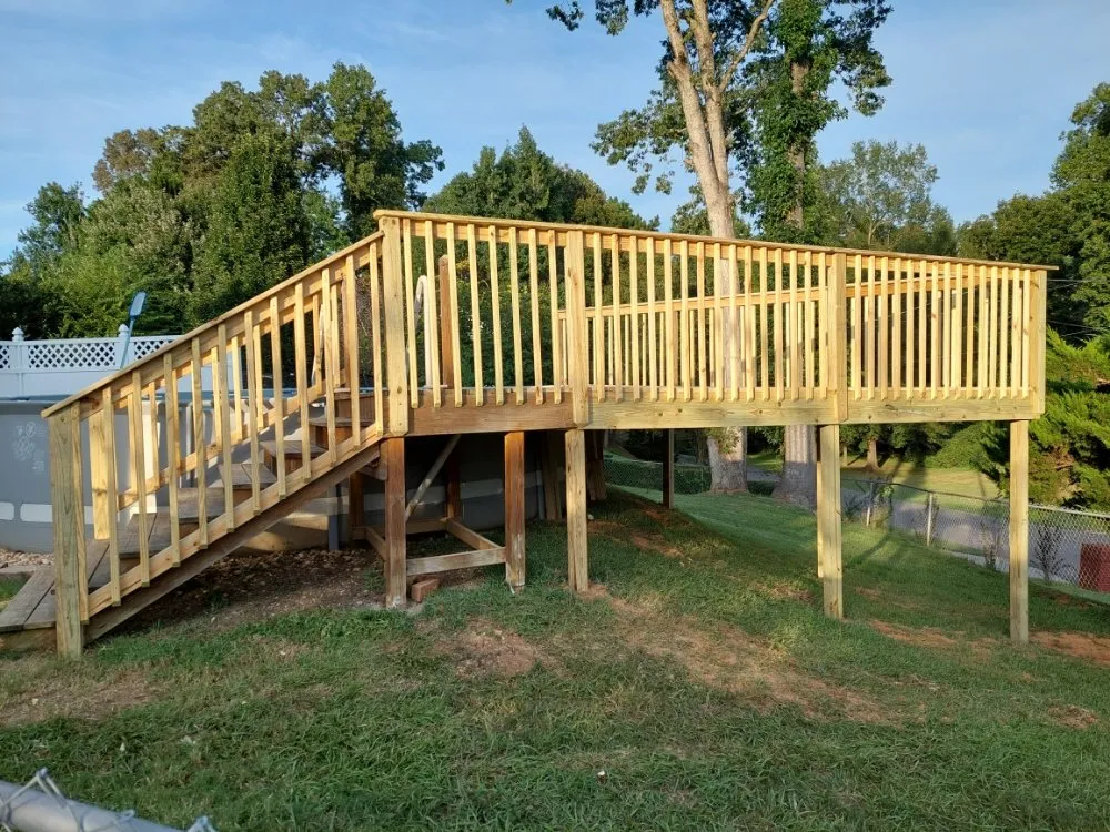 Slide of Solis Construction