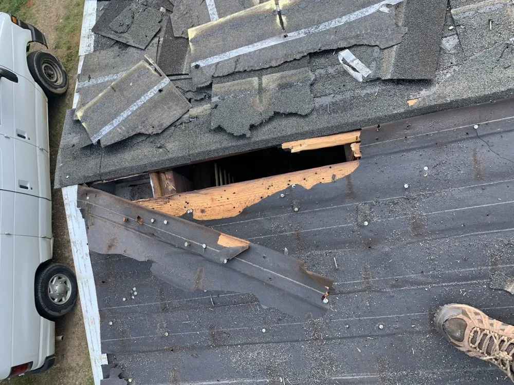 Slide of Solis Roofing and Siding