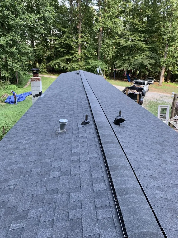 Slide of Solis Roofing and Siding