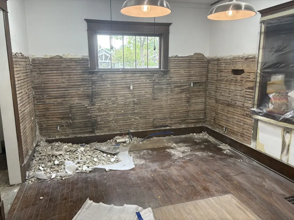 Slide of Sollars Construction Management & Solutions