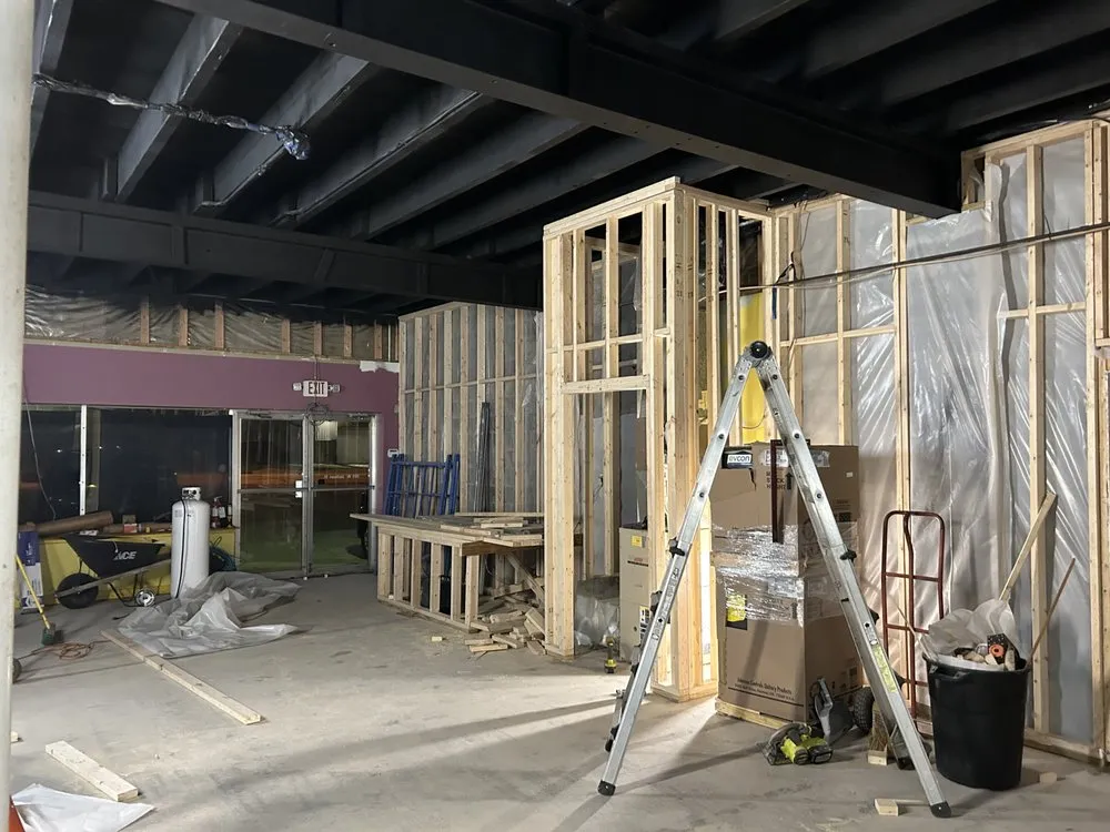 Slide of Sollars Construction Management & Solutions