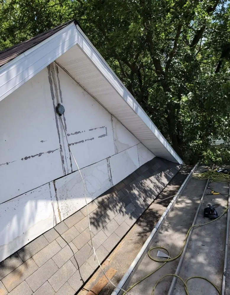 Slide of Sollars Construction Management & Solutions