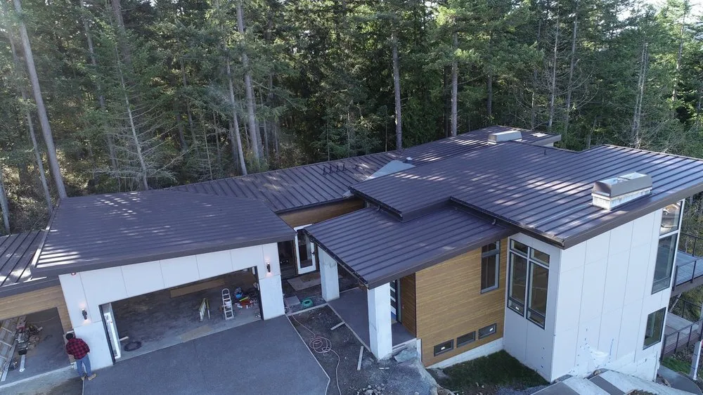 Slide of Solomon Roof