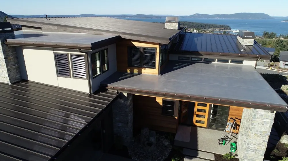 Slide of Solomon Roof