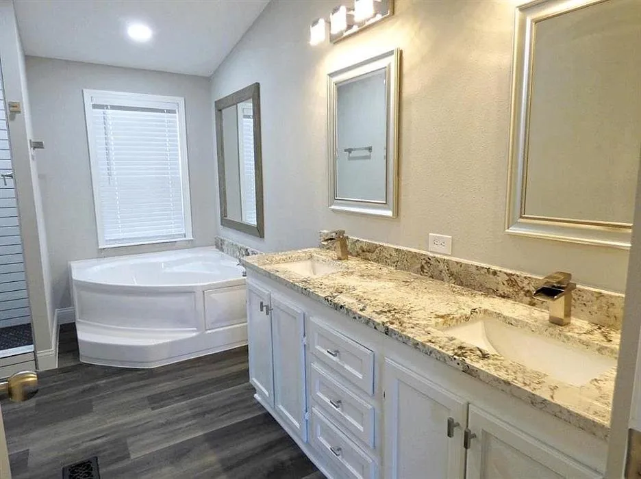 Slide of Solotzo Roofing