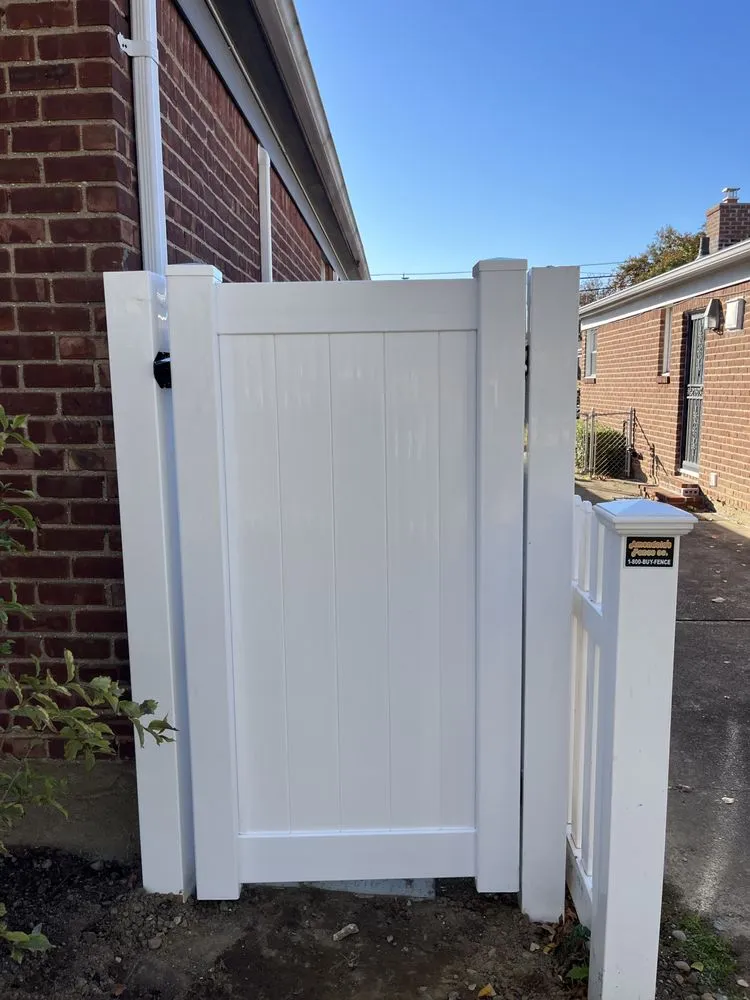 Slide of Sonia M Construction