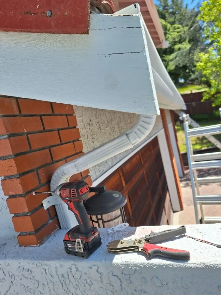 Slide of Sonic 24/7 Cleaning & Repair