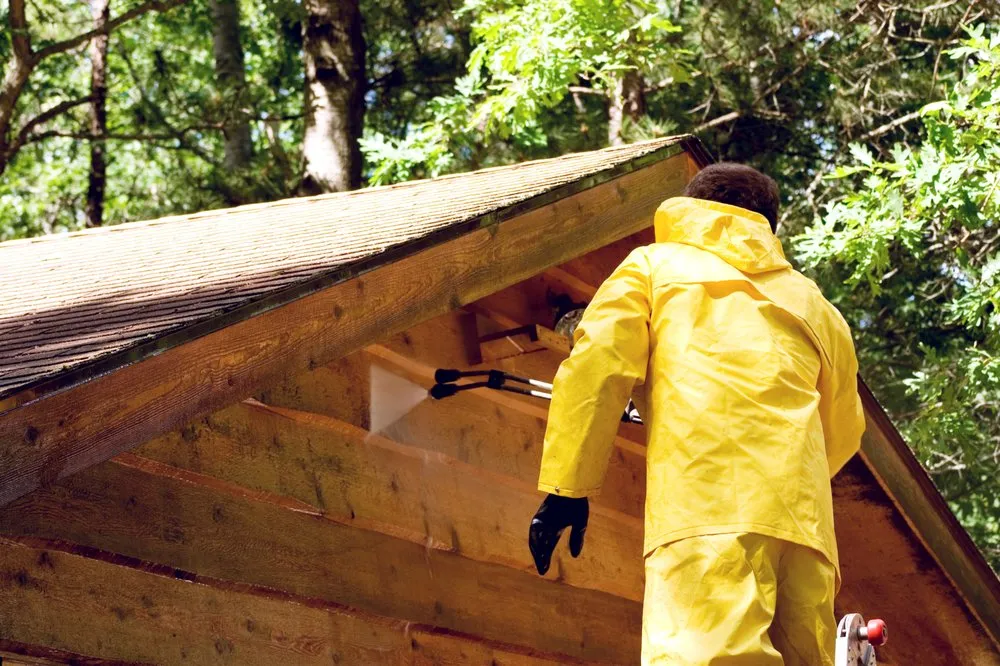 Reliable storm damage roof repair in Eden Prarie, MN - Sonic Services