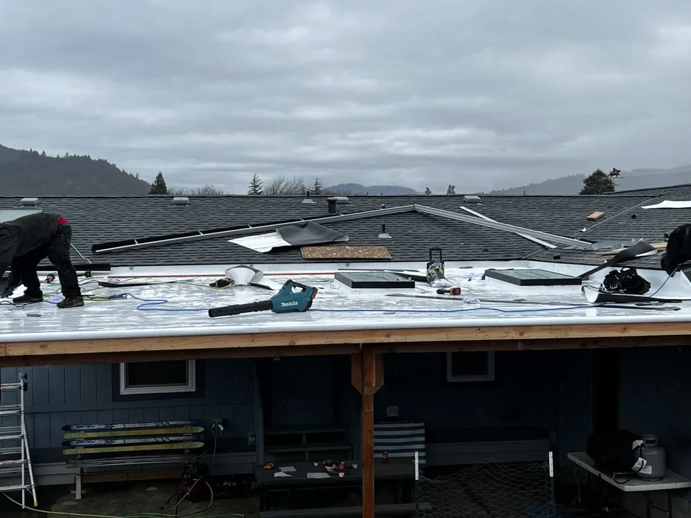 Emergency roof inspection in Winchester, OR by Sorrells Roofing & Construction