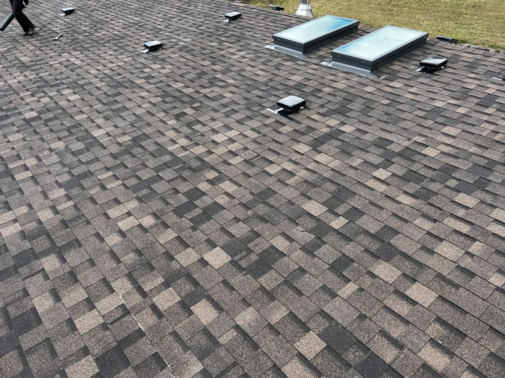 Licensed shingle roofing service in Winchester, OR - Sorrells Roofing & Construction