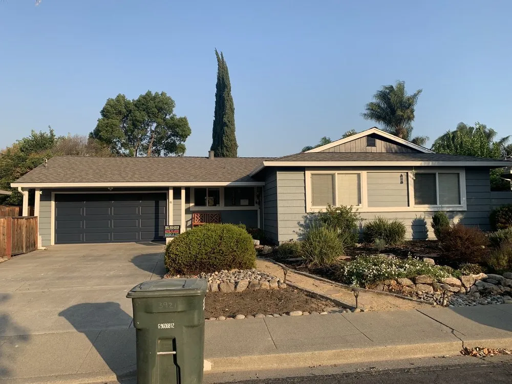 Slide of SOS Roofing