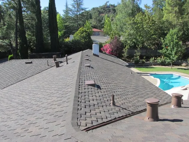 Slide of SOS Roofing