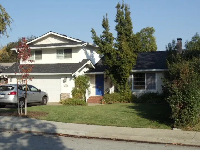 Slide of SOS Roofing