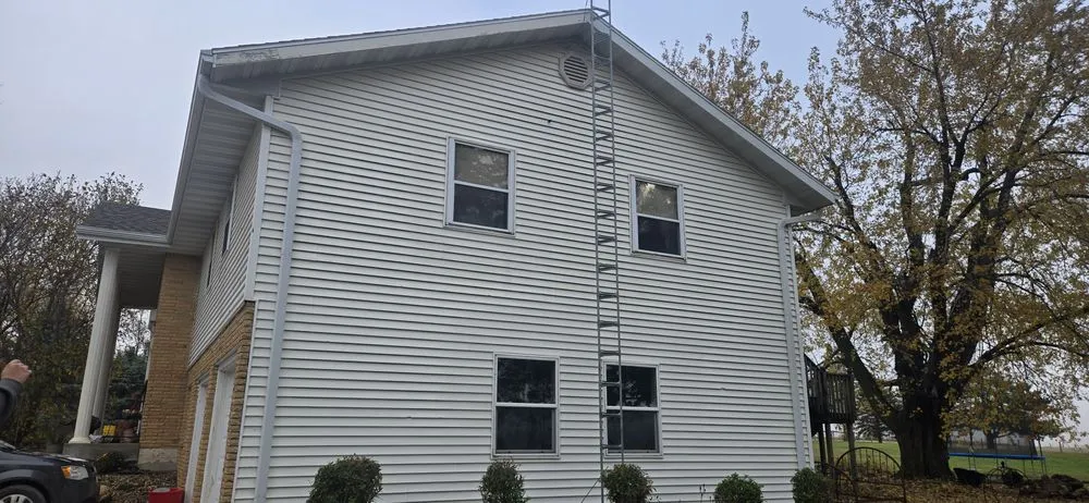 Slide of Sosa Construction