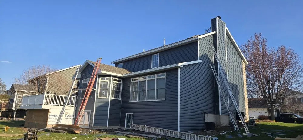 Slide of Sosa Construction