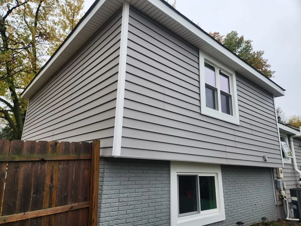 Slide of Sosa Construction