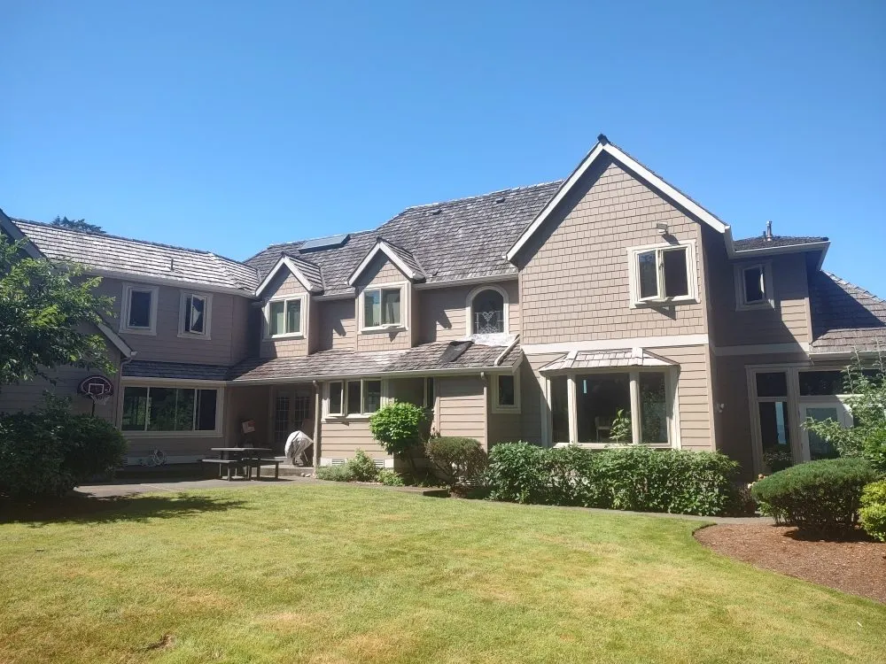 Slide of Sound Gutter & Roofing