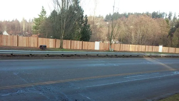 Sound Roofing and Construction Logo