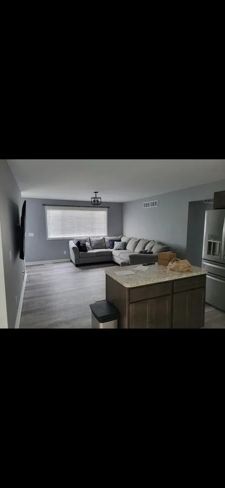 Slide of Source 1 Contracting