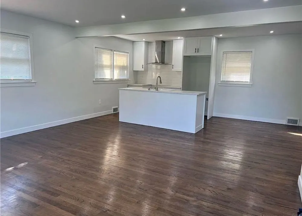 Slide of Souss Renovation