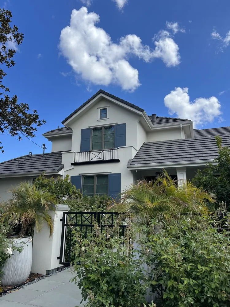 Slide of South Creek Roofing