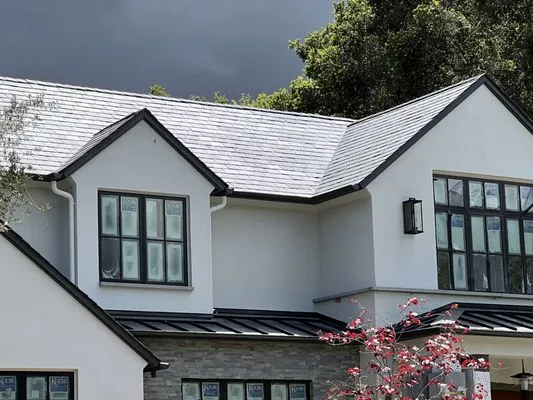 South Creek Roofing Logo