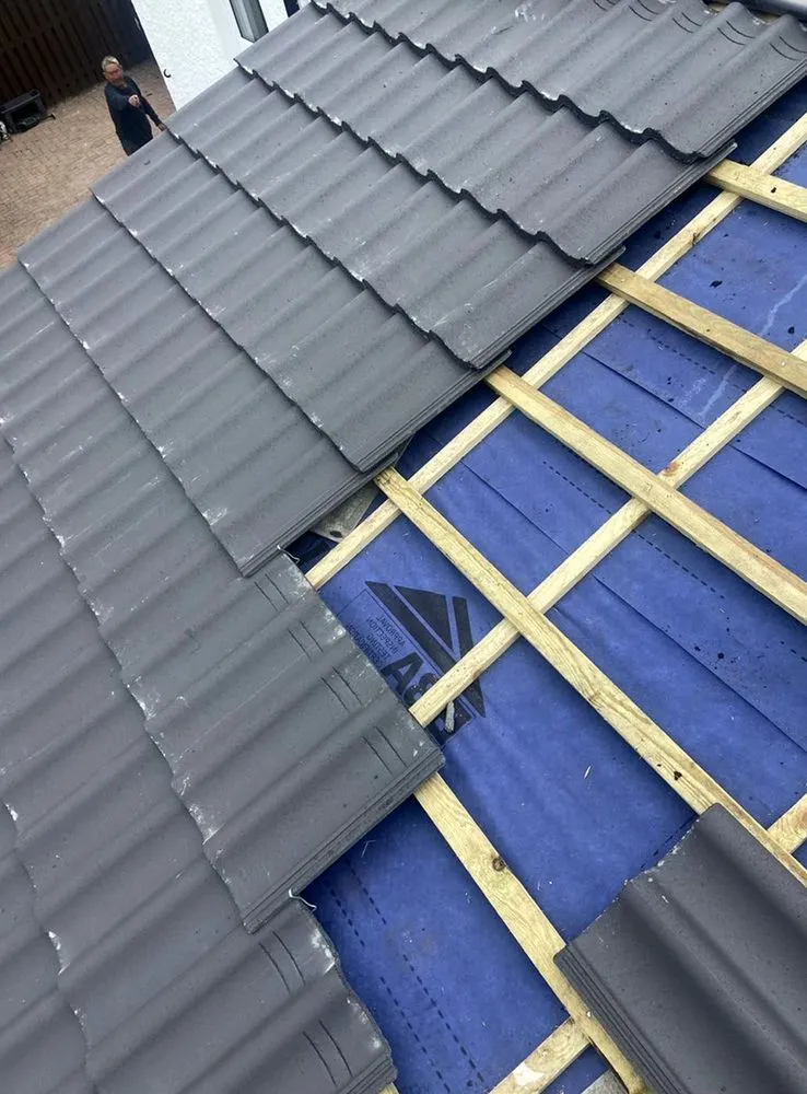 Slide of South Tampa Roofing