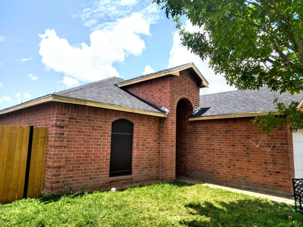Slide of South Texas Roofing