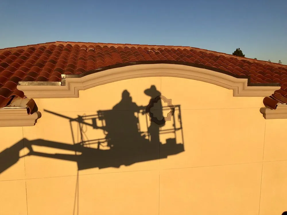 Slide of South Valley Roofing