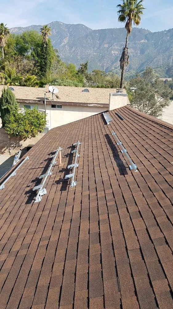 Reliable roof installation experts serving Sunland, CA - Southbay NRG