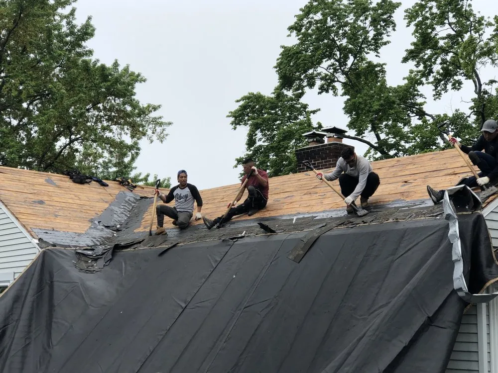 Slide of SouthEast Contracting & Remodeling