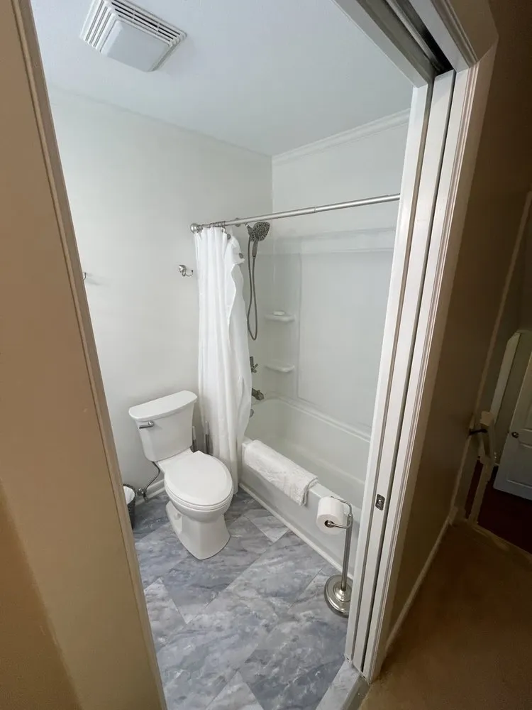 Slide of Southeast Renovation & Repair