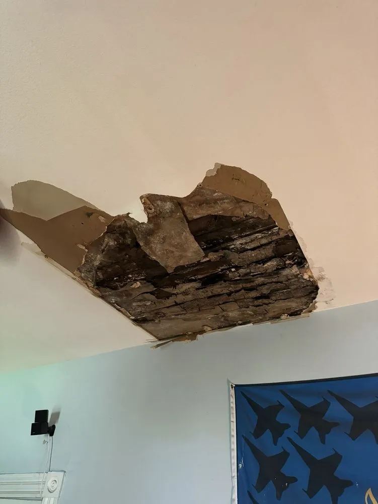 Slide of Southeast Roofing & Construction