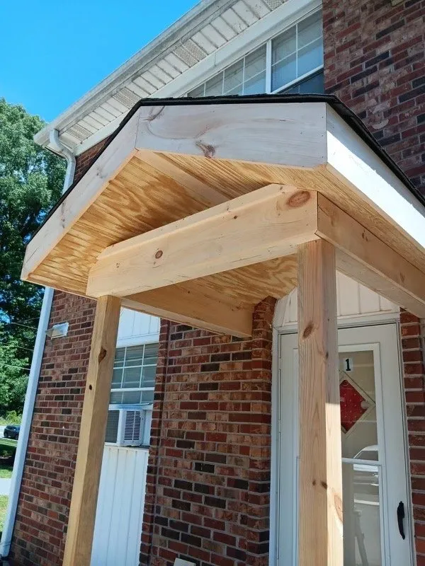 Slide of Southeast Roofs & Exteriors