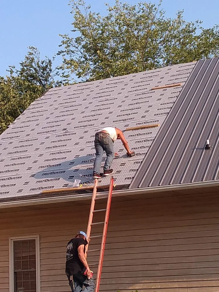Trusted roof repair for residential properties across White Oak, NC - Southern Carolina Construction