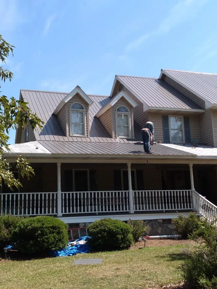 Licensed residential roofing service in White Oak, NC by Southern Carolina Construction