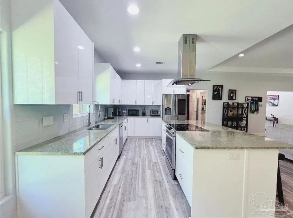 Slide of Southern Excellence Contracting