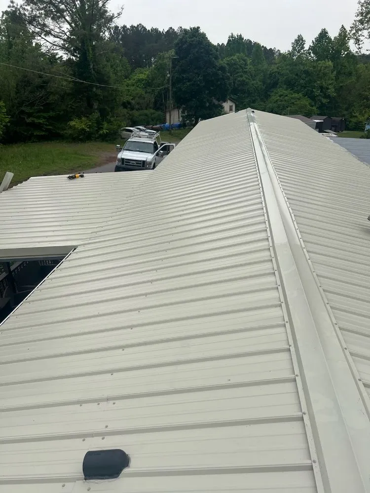Licensed roof replacement with free inspection in Whitesburg, TN by Southern Home Services