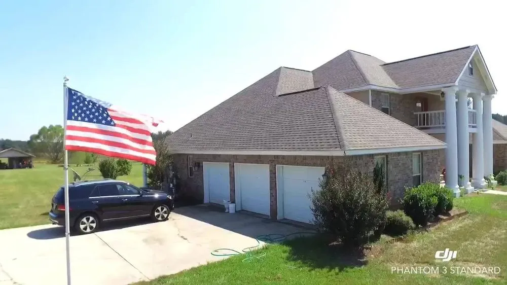 Slide of Southern Roofing Systems Of Daphne