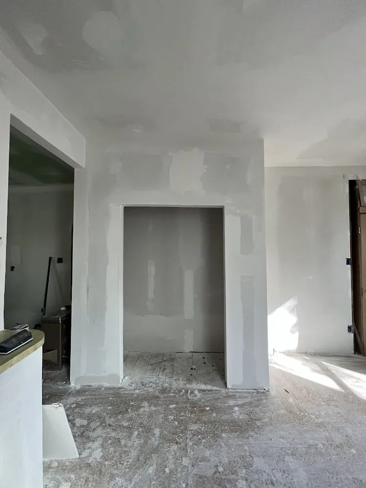 Slide of Southern Roots Remodel & Outdoor