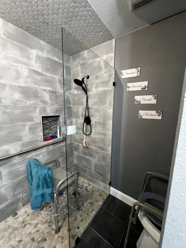 Slide of Southern Roots Remodel & Outdoor