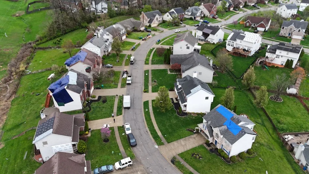 Slide of Southern Watterson Construction