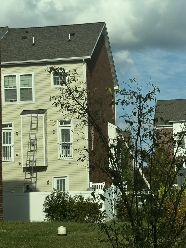 Slide of Southernwood Roofing & Siding