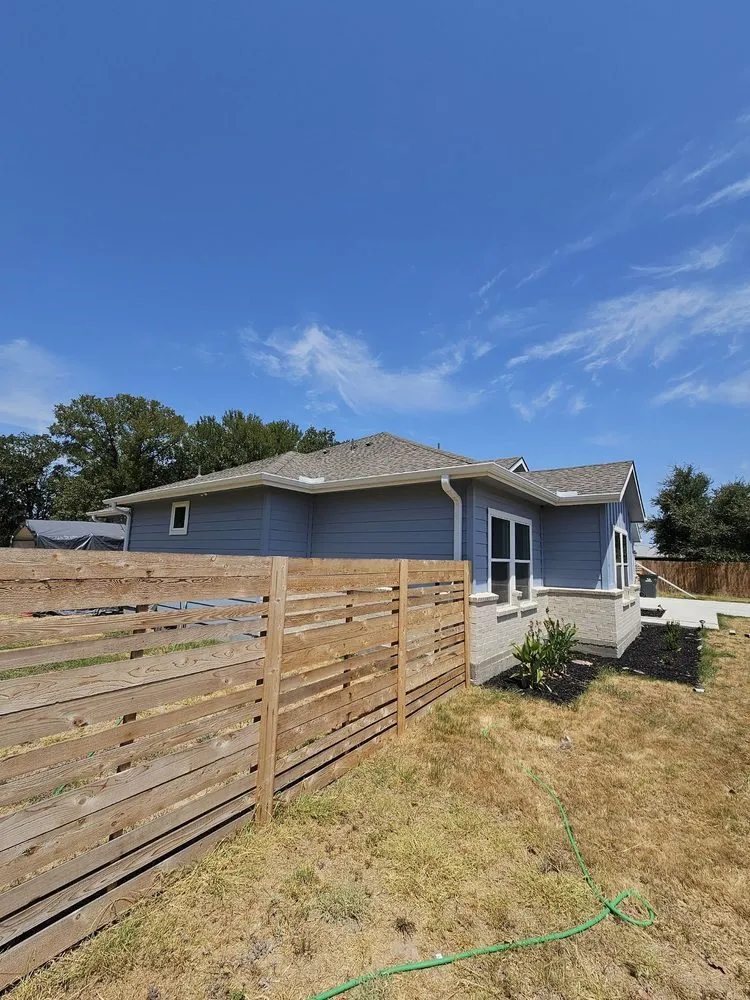 Slide of Spade Roofing and Gutters