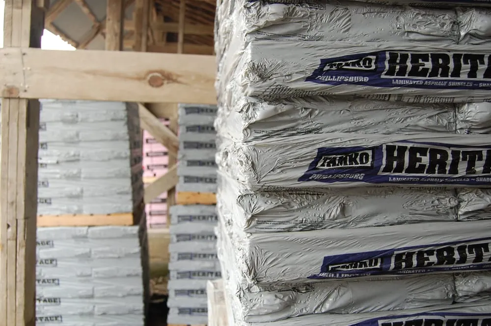 Licensed metal roofing installation experts serving Edgewood, IA - Spahn & Rose - Edgewood