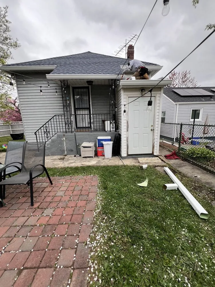 Slide of Spartan Bear Home Improvements