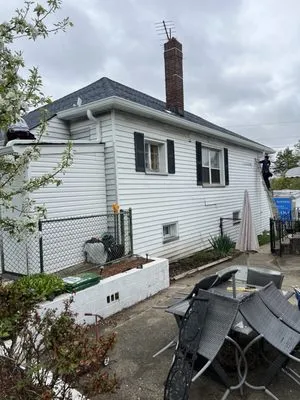 Spartan Bear Home Improvements Logo