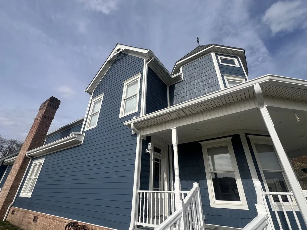 Slide of Spartan Construction and Design